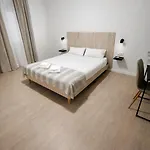 Casa Mila Sv19 2*