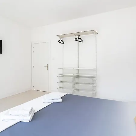 Casa Mila Sv