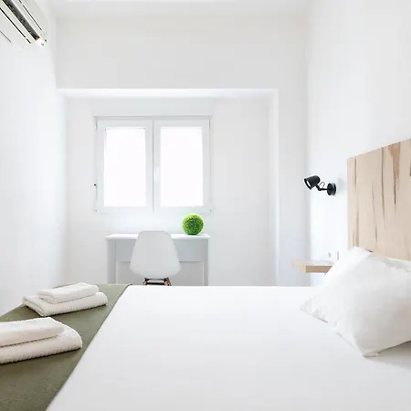 Casa Mila Sv19 Guesthouse 2*