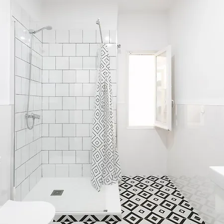 Casa Mila Sv19 Guesthouse 2*