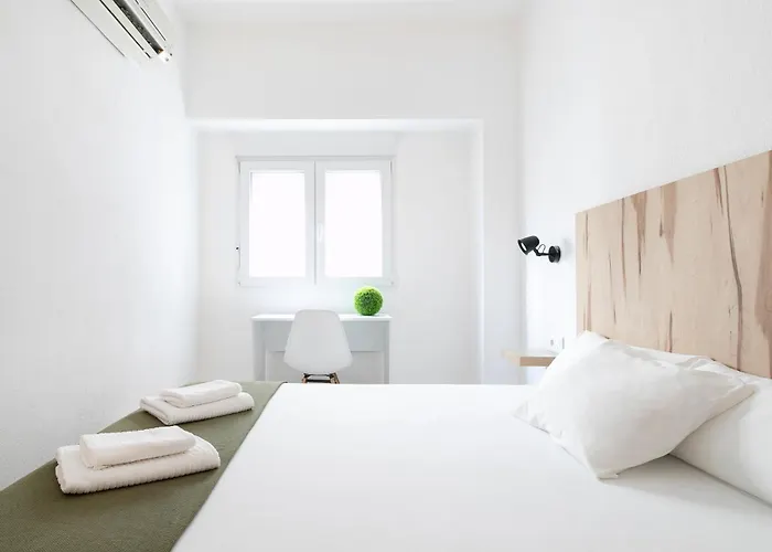 Casa Mila Sv19 Guesthouse 2*