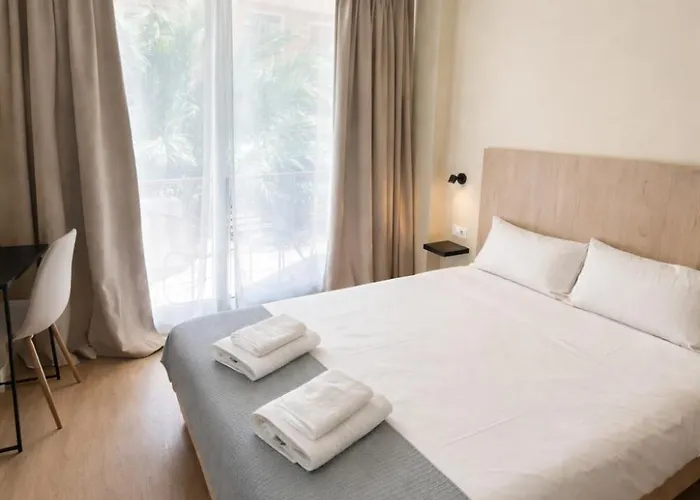 Casa Mila Sv19 Guesthouse 阿利坎特