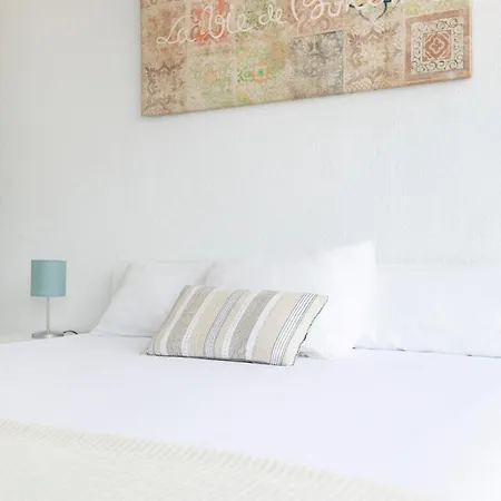 Guest house Casa Mila Sv19 2*